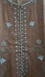 Dhanak Wool Embroidery  3-piece Stitched Suit - Image 2