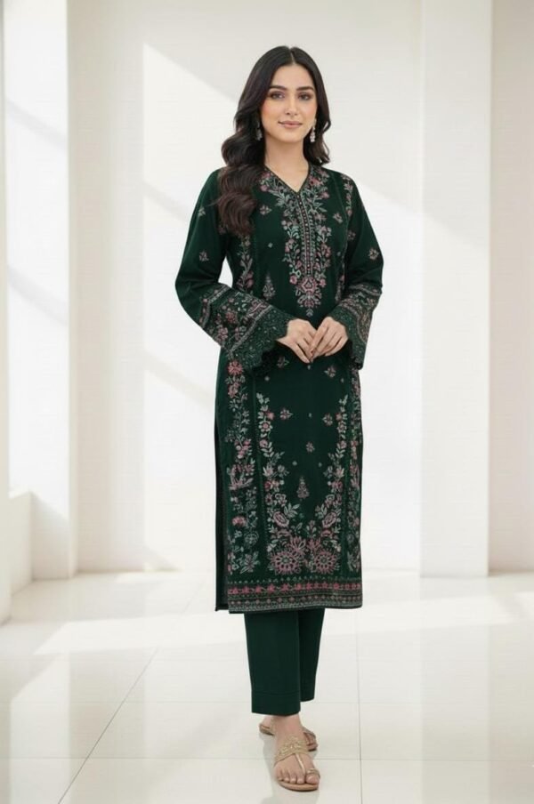 Khaddar Embroidery 3-Piece Stitched suit